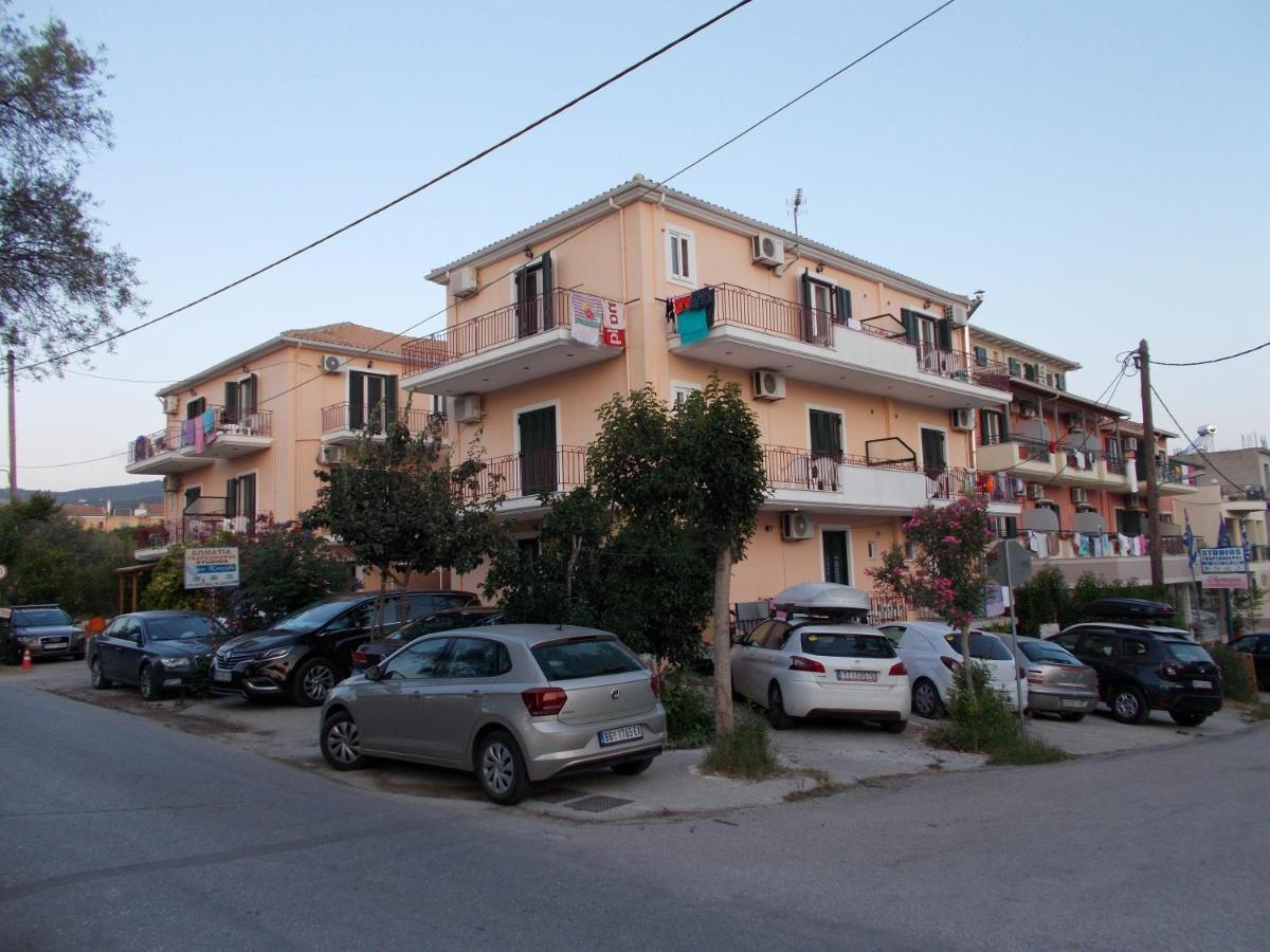 Kohyli Apartment Лефкада Екстериор снимка